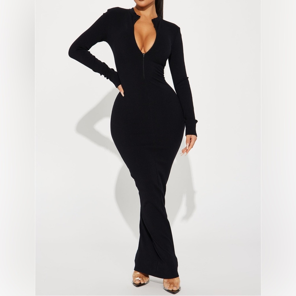 Snatched long, sleeved, maxi dress black